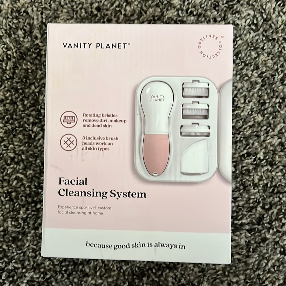 Vanity Planet Facial Cleansing System. Outlines Collection.